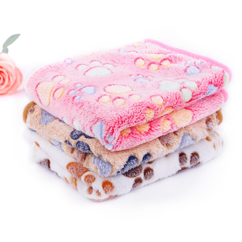 Hot Winter Use Dog Accessories Puppy Bed Blanket Size Dog Cat Sleeping Blanket Mats Pets Supplier